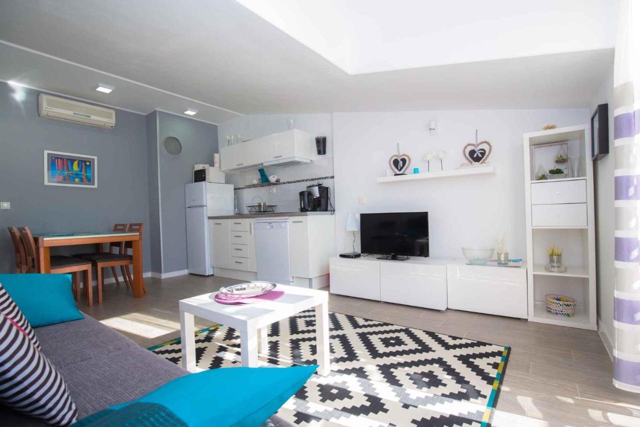 Apartments In Rogoznica 36019 المظهر الخارجي الصورة