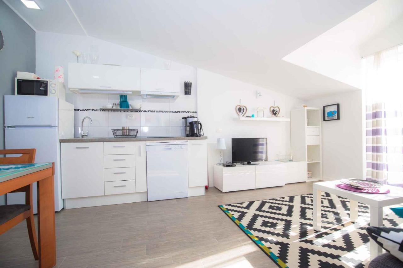 Apartments In Rogoznica 36019 المظهر الخارجي الصورة