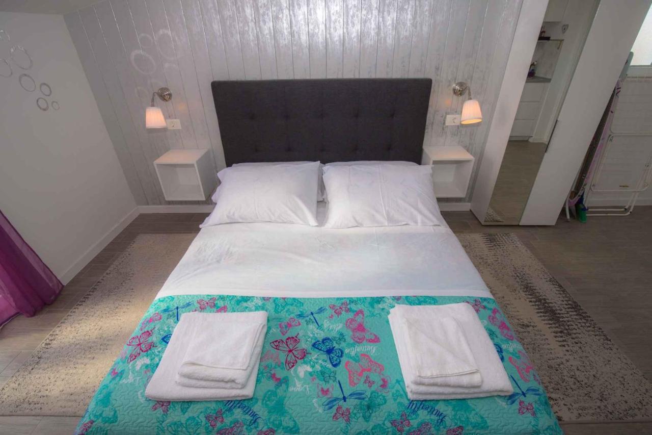 Apartments In Rogoznica 36019 المظهر الخارجي الصورة