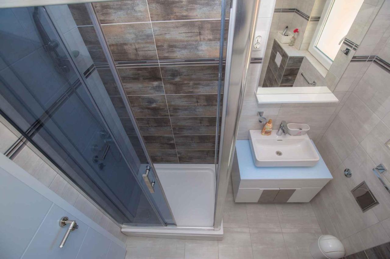 Apartments In Rogoznica 36019 المظهر الخارجي الصورة