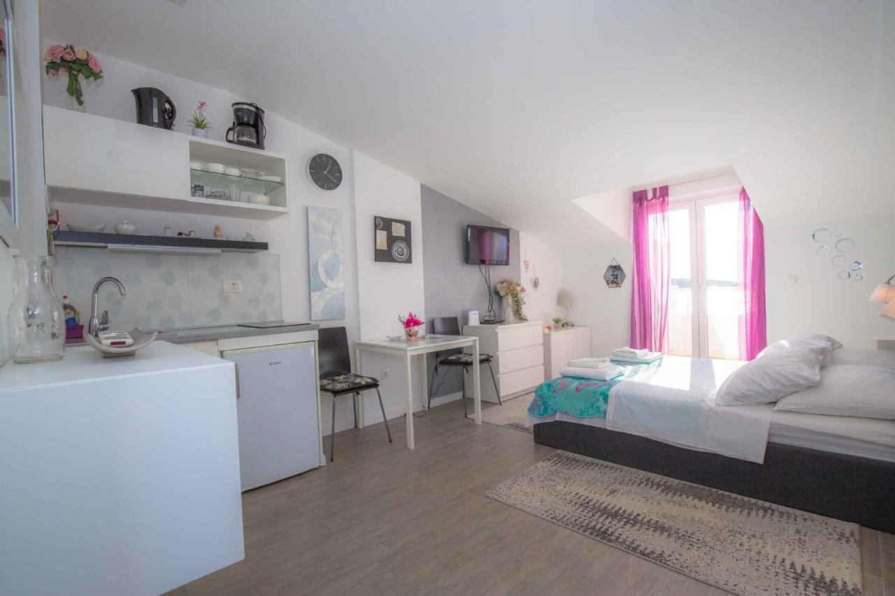 Apartments In Rogoznica 36019 المظهر الخارجي الصورة