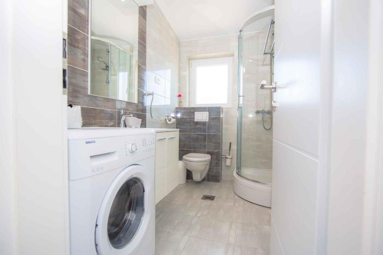Apartments In Rogoznica 36019 المظهر الخارجي الصورة