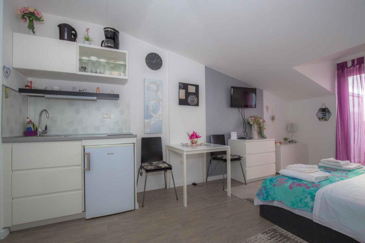 Apartments In Rogoznica 36019 المظهر الخارجي الصورة