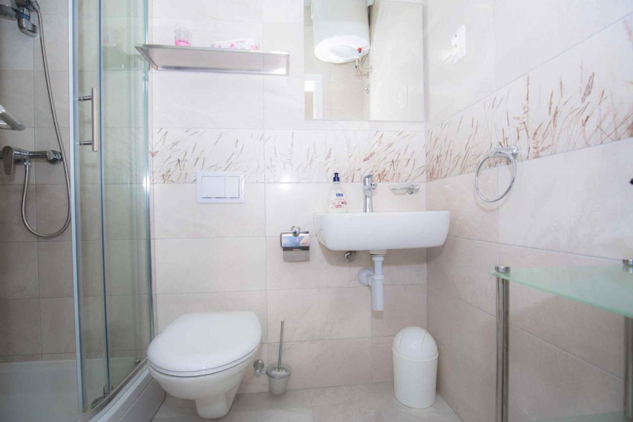 Apartments In Rogoznica 36019 المظهر الخارجي الصورة