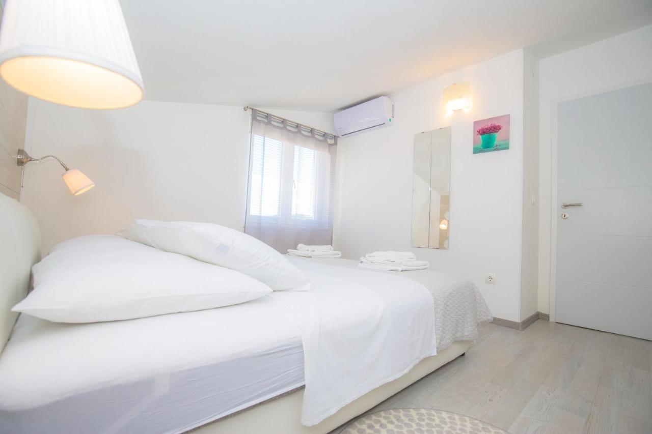 Apartments In Rogoznica 36019 المظهر الخارجي الصورة
